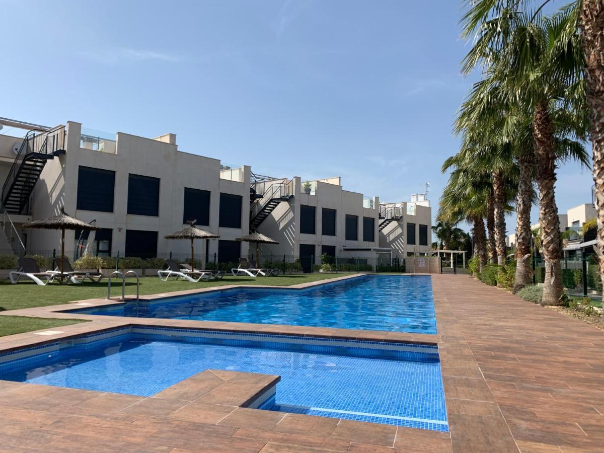 Punta Prima Villa 3 Bedrooms And Solarium Sea View Torrevieja Exterior photo
